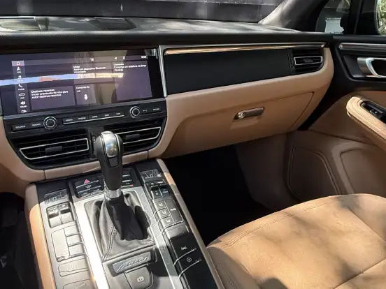 PORSCHE-MACAN-2.0 16V GASOLINA 4P AUTOMÁTICO PORSCHE-MACAN-2021