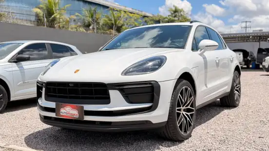 PORSCHE-MACAN-2023