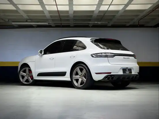 PORSCHE-MACAN-2020