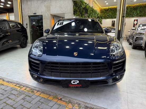 PORSCHE-MACAN-2018