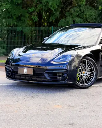 PORSCHE-PANAMERA-2022