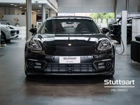 PORSCHE-PANAMERA-2023