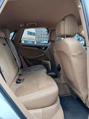 PORSCHE-MACAN-2015