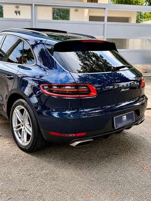 PORSCHE-MACAN-2017
