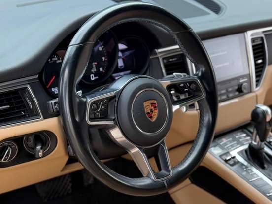 PORSCHE-MACAN-2.0 16V GASOLINA 4P AUTOMÁTICO PORSCHE-MACAN-2017