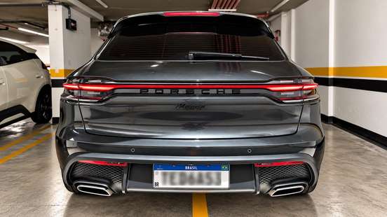 PORSCHE-MACAN-2025