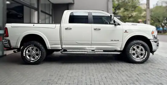 RAM-2500-6.7 I6 TURBO DIESEL LARAMIE CD 4X4 AUTOMÁTICO RAM-2500-2019