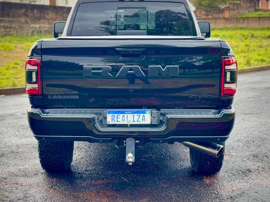 RAM-2500-6.7 I6 TURBO DIESEL LARAMIE CD 4X4 AUTOMÁTICO RAM-2500-2023