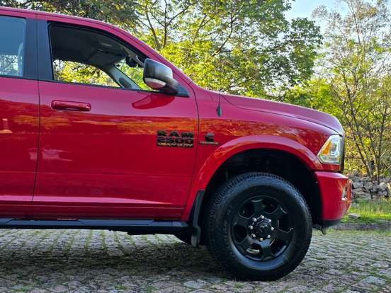 RAM-2500-6.7 LARAMIE 4X4 CD I6 TURBO DIESEL 4P AUTOMÁTICO RAM-2500-2018