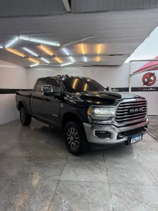 RAM 3500 6.7 I6 TURBO DIESEL LIMITED LONGHORN CD 4X4  AUTOMÁTICO