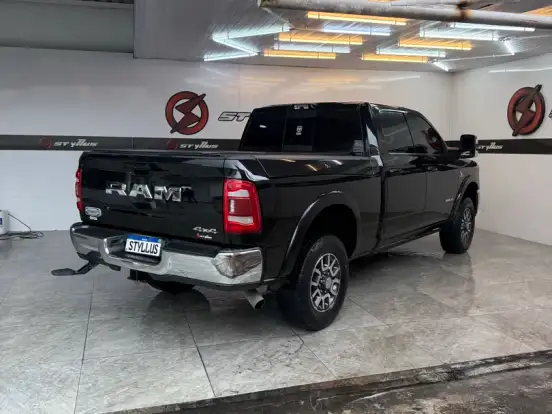 RAM-3500-6.7 I6 TURBO DIESEL LIMITED LONGHORN CD 4X4 AUTOMÁTICO RAM-3500-2023