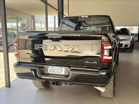 RAM-3500-6.7 I6 TURBO DIESEL LARAMIE CD 4X4 AUTOMÁTICO RAM-3500-2022