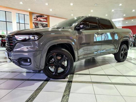 RAM RAMPAGE 2.0 HURRICANE 4 TURBO GASOLINA R/T 4X4 AUTOMÁTICO