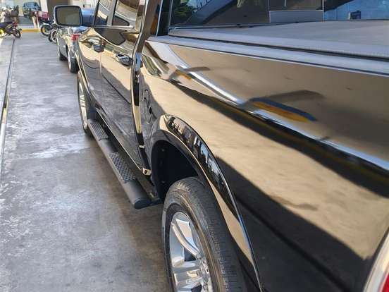 RAM-CLASSIC-5.7 V8 GASOLINA LARAMIE CD 4X4 AUTOMÁTICO RAM-CLASSIC-2022