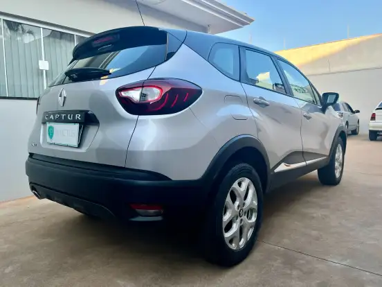 RENAULT-CAPTUR-1.6 16V SCE FLEX LIFE X-TRONIC RENAULT-CAPTUR-2018