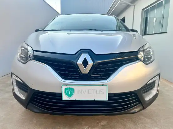 RENAULT-CAPTUR-2018