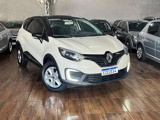 RENAULT-CAPTUR-2019