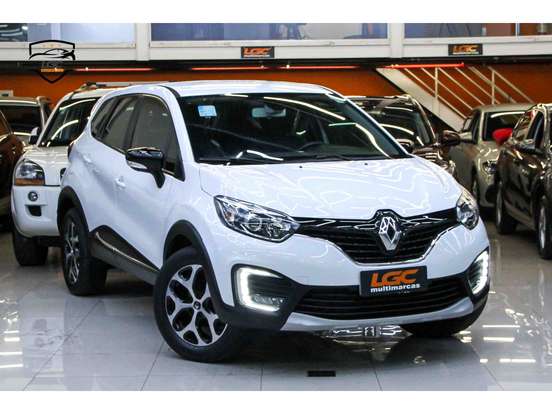RENAULT-CAPTUR-2018