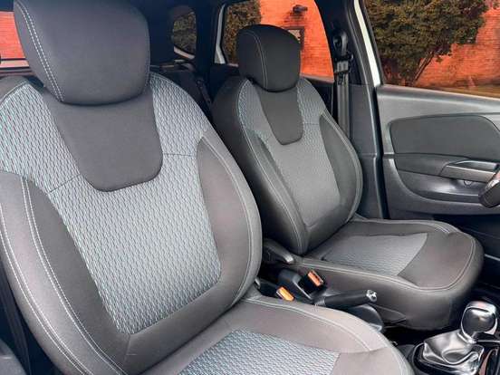 RENAULT-CAPTUR-2019