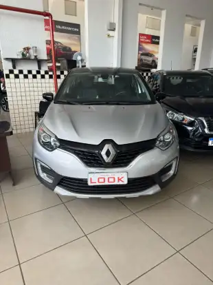 RENAULT-CAPTUR-2017