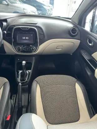 RENAULT-CAPTUR-2017