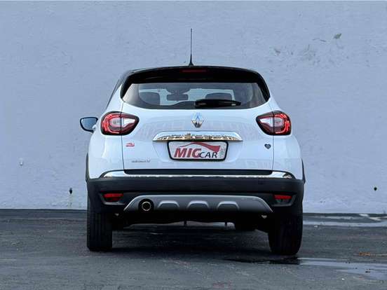 RENAULT-CAPTUR-2019