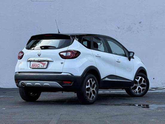 RENAULT-CAPTUR-2019