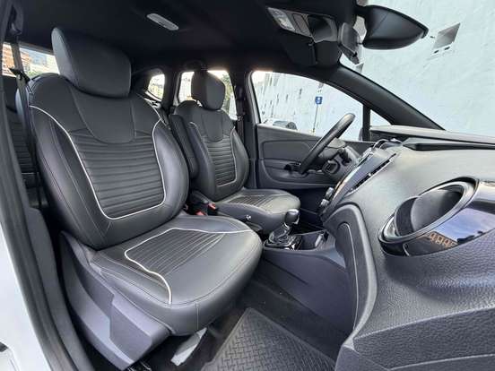 RENAULT-CAPTUR-2019