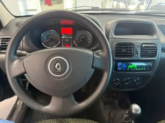 RENAULT-CLIO-2014