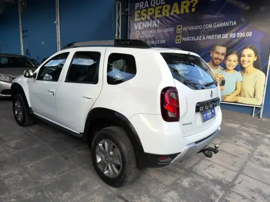 RENAULT-DUSTER-2019