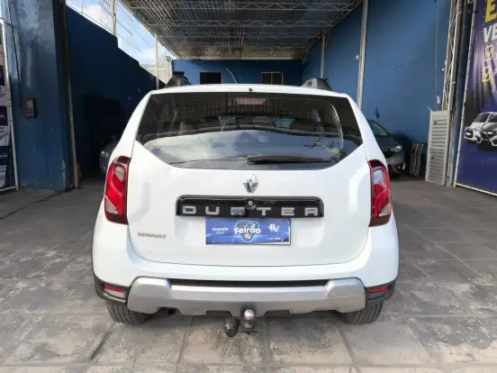 RENAULT-DUSTER-2019