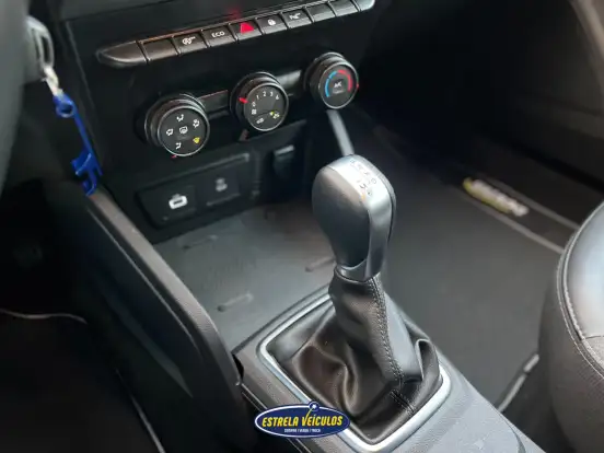 RENAULT-DUSTER-2024