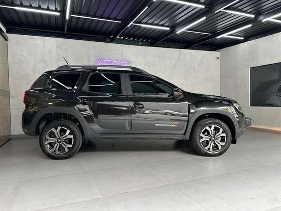 RENAULT-DUSTER-2024