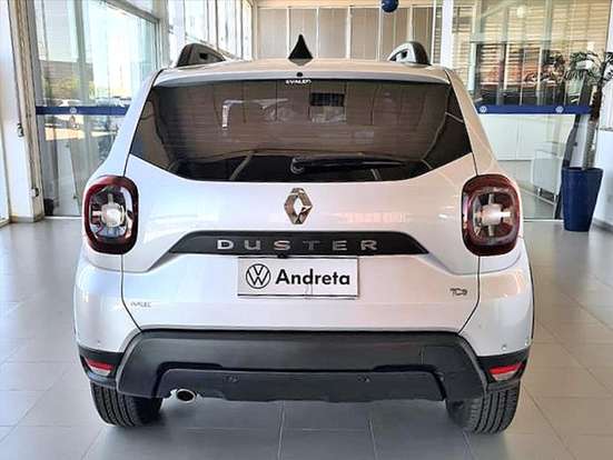 RENAULT-DUSTER-2023