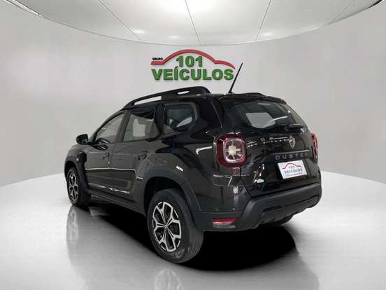 RENAULT-DUSTER-2022