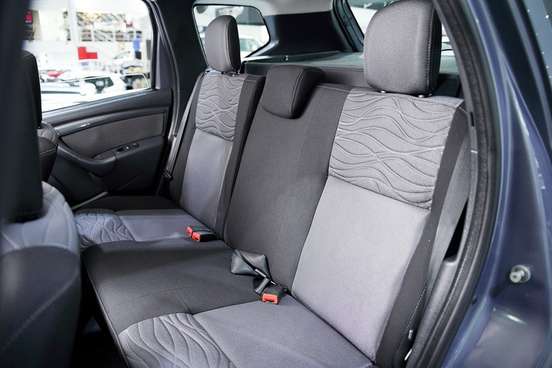 RENAULT-DUSTER-2014
