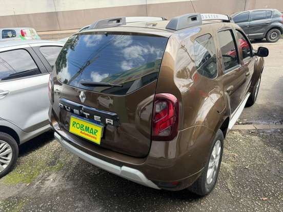 RENAULT-DUSTER-2015