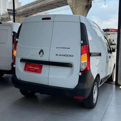 RENAULT-KANGOO-2025