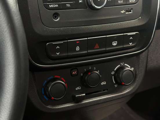 RENAULT-KWID-1.0 12V SCE FLEX ZEN MANUAL RENAULT-KWID-2023
