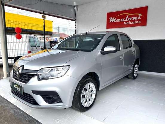 RENAULT-LOGAN-2021