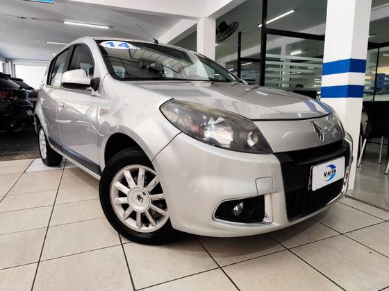 RENAULT SANDERO 1.6 PRIVILÉGE 8V HI-FLEX 4P MANUAL