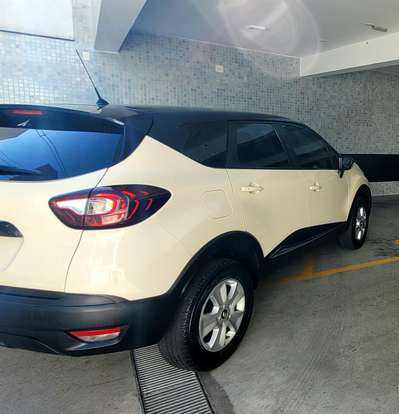 RENAULT-CAPTUR-2019