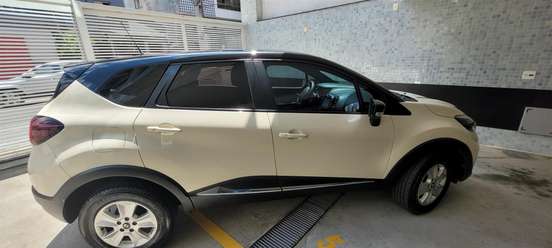 RENAULT-CAPTUR-2019