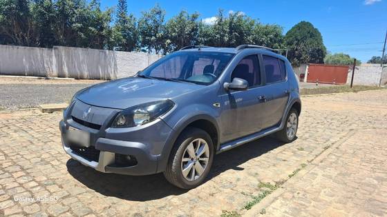 RENAULT SANDERO 1.6 STEPWAY 8V FLEX 4P MANUAL