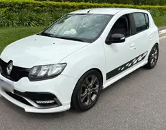 RENAULT SANDERO 2.0 16V HI-FLEX RS MANUAL RENAULT SANDERO 2.0 16V HI-FLEX RS MANUAL