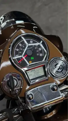 ROYAL ENFIELD-CLASSIC 350 HERITAGE-2026