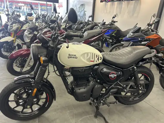 ROYAL ENFIELD-HUNTER 350-2024