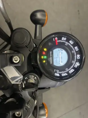 ROYAL ENFIELD-HUNTER 350-2024