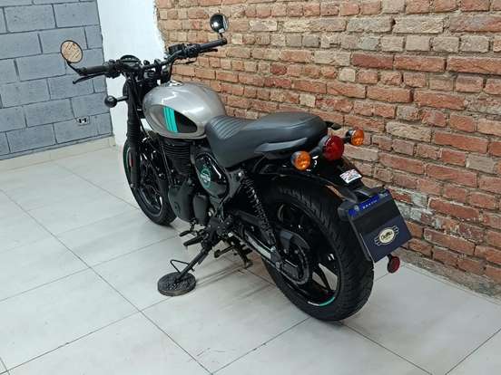 ROYAL ENFIELD-HUNTER 350-2023