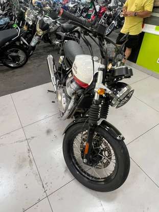 ROYAL ENFIELD-INTERCEPTOR-2024